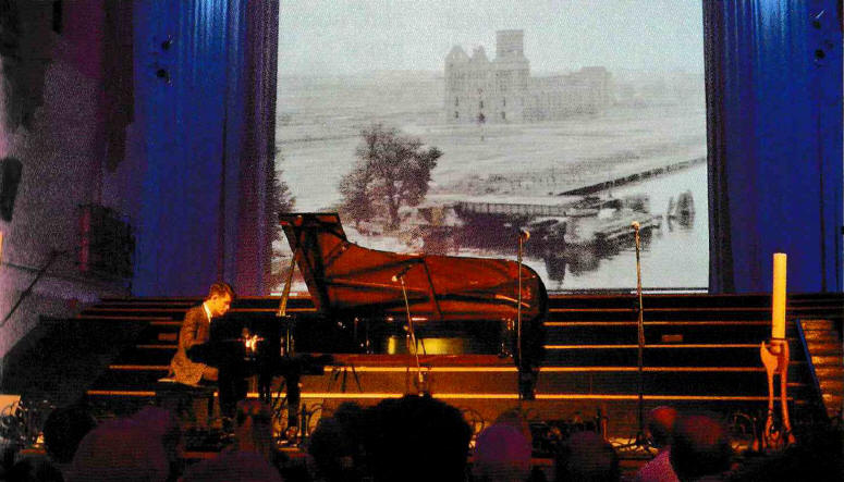 Konzert des britischen Pianisten George Harliono im Dom. (Foto: Jörg Naß)